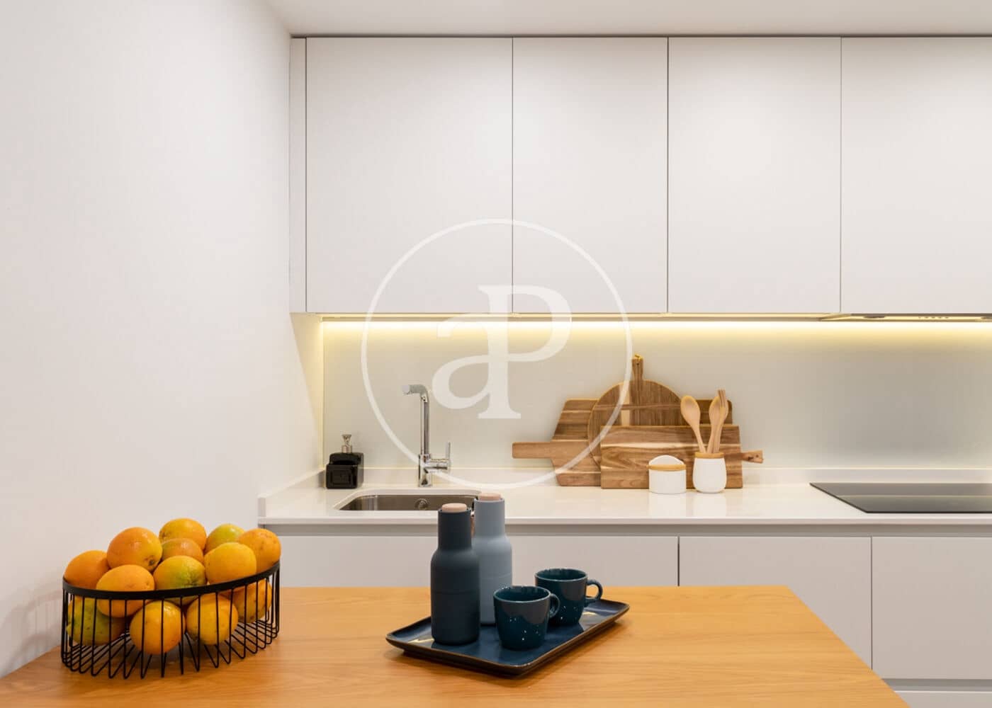 Appartement de 2 chambres à louer à Madrid ville - 3 300 € (Ref: 9596146)