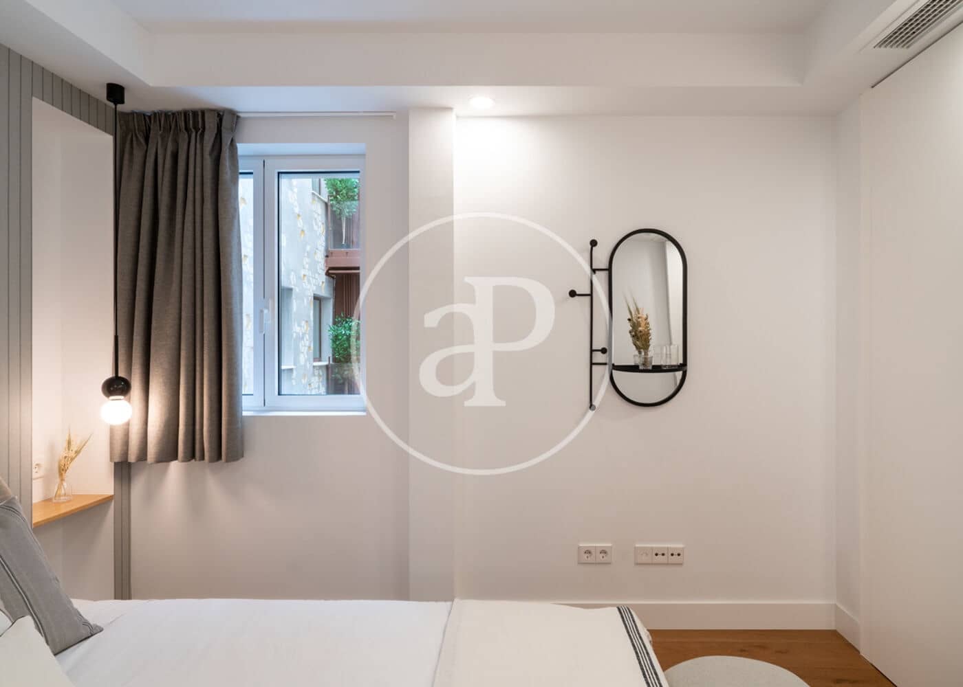 Appartement de 2 chambres à louer à Madrid ville - 3 300 € (Ref: 9596146)