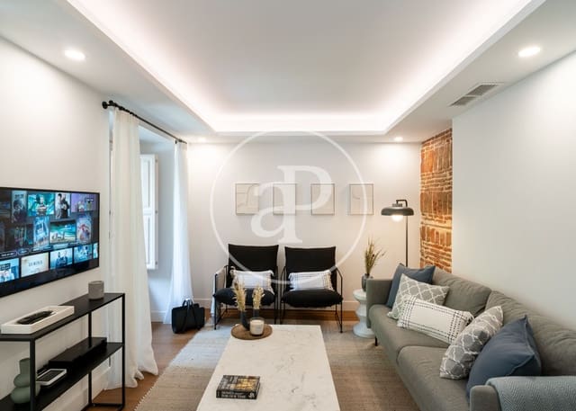 Appartement de 2 chambres à louer à Palacio, Madrid ville - 3 300 € (Ref: 9596146)