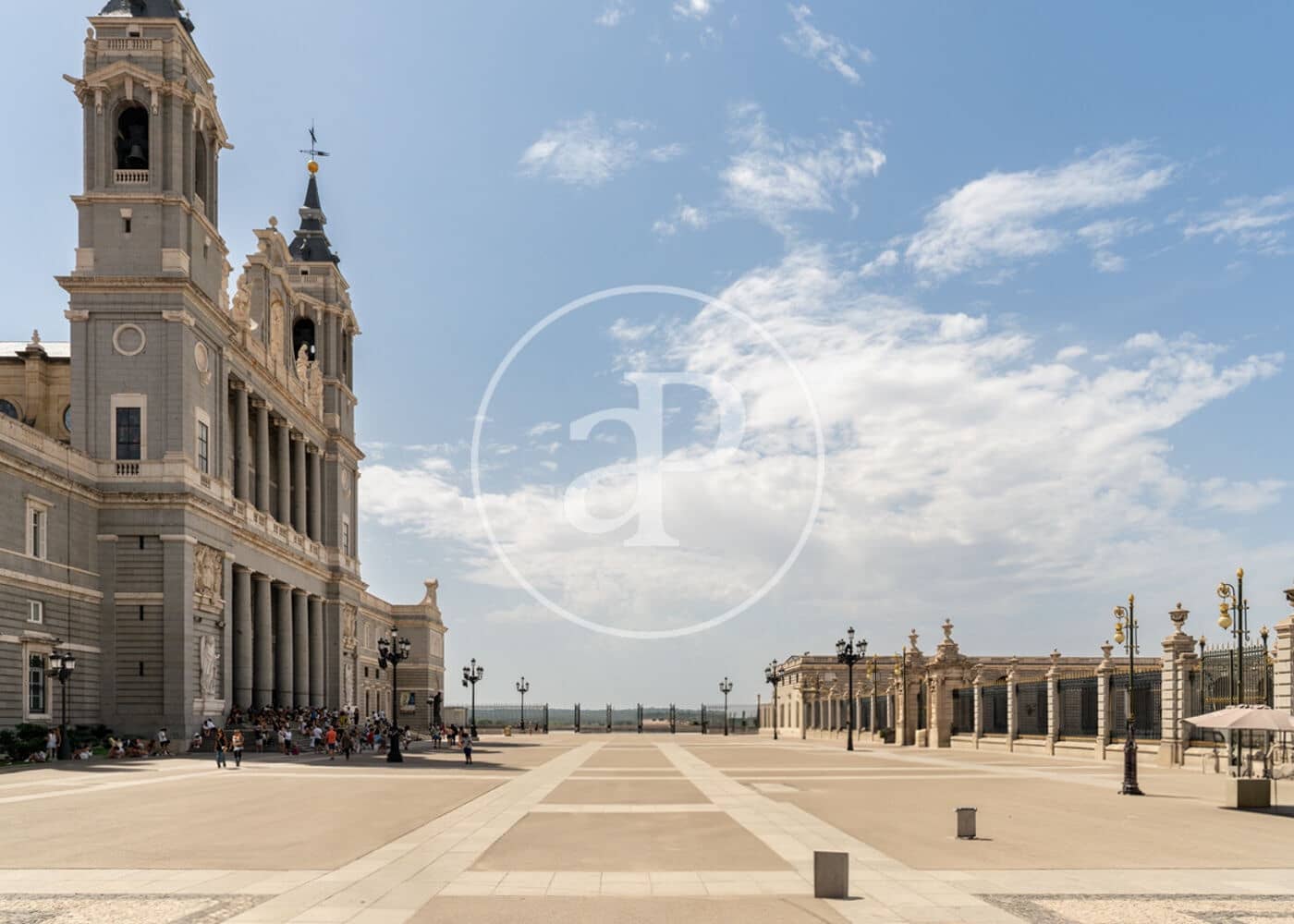 Appartement de 2 chambres à louer à Madrid ville - 3 300 € (Ref: 9596146)