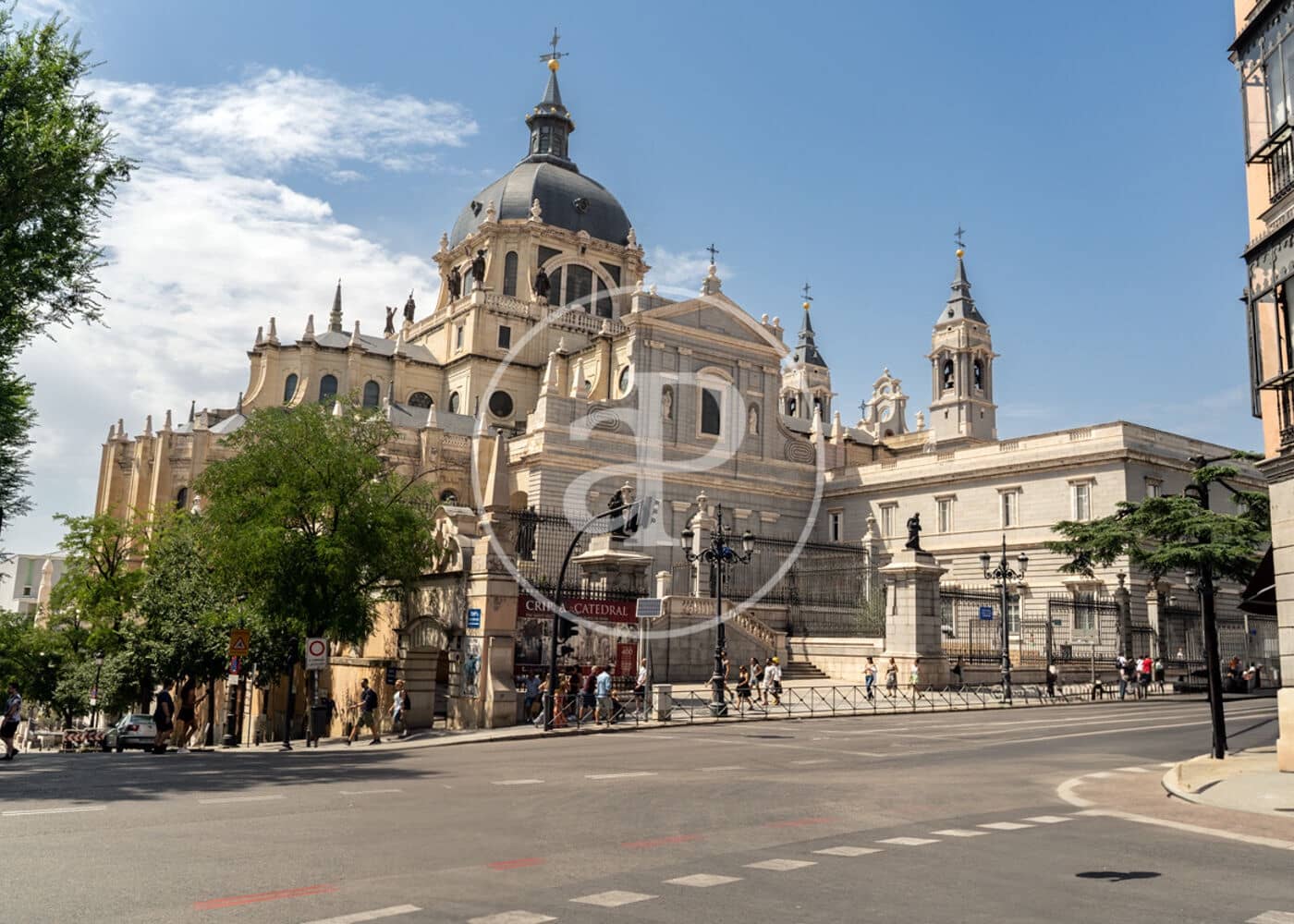 Appartement de 2 chambres à louer à Madrid ville - 3 300 € (Ref: 9596146)