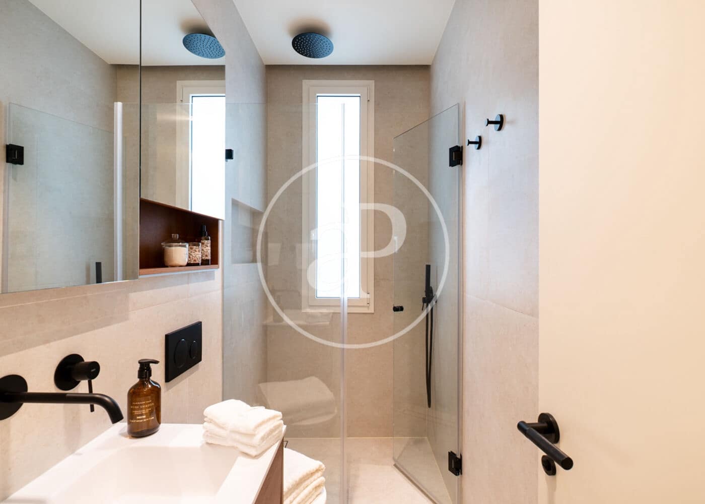 3 quarto Apartamento para arrendar em Madrid cidade - 7 350 € (Ref: 9596148)