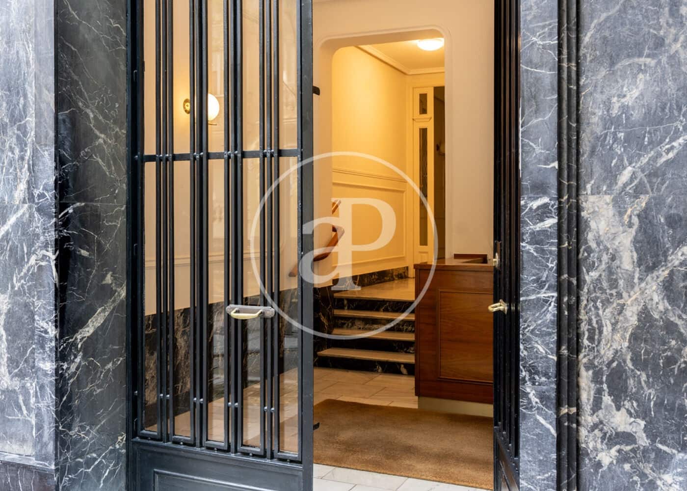 3 quarto Apartamento para arrendar em Madrid cidade - 7 350 € (Ref: 9596148)