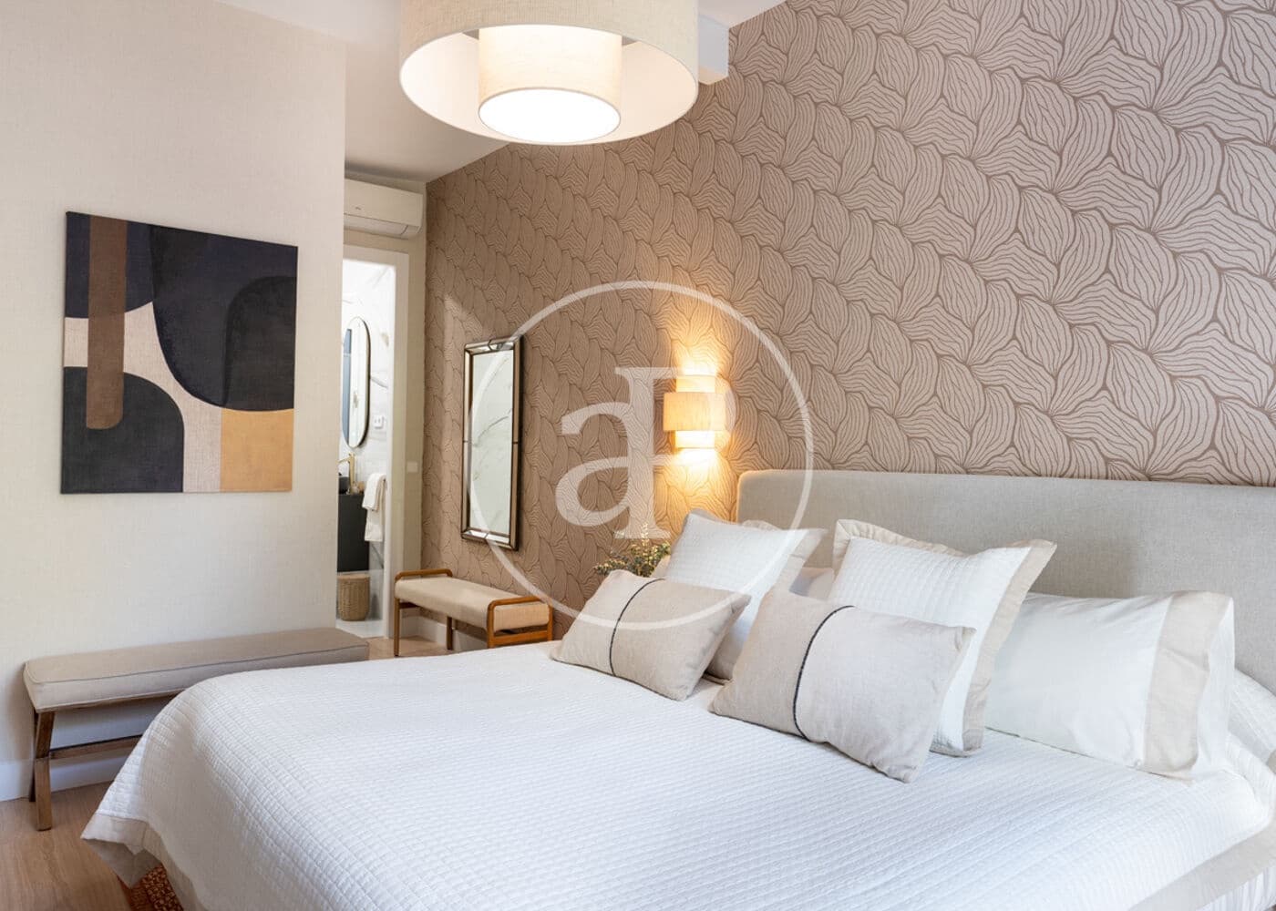 3 slaapkamer Appartement te huur in Madrid stad - € 6.500 (Ref: 9596149)