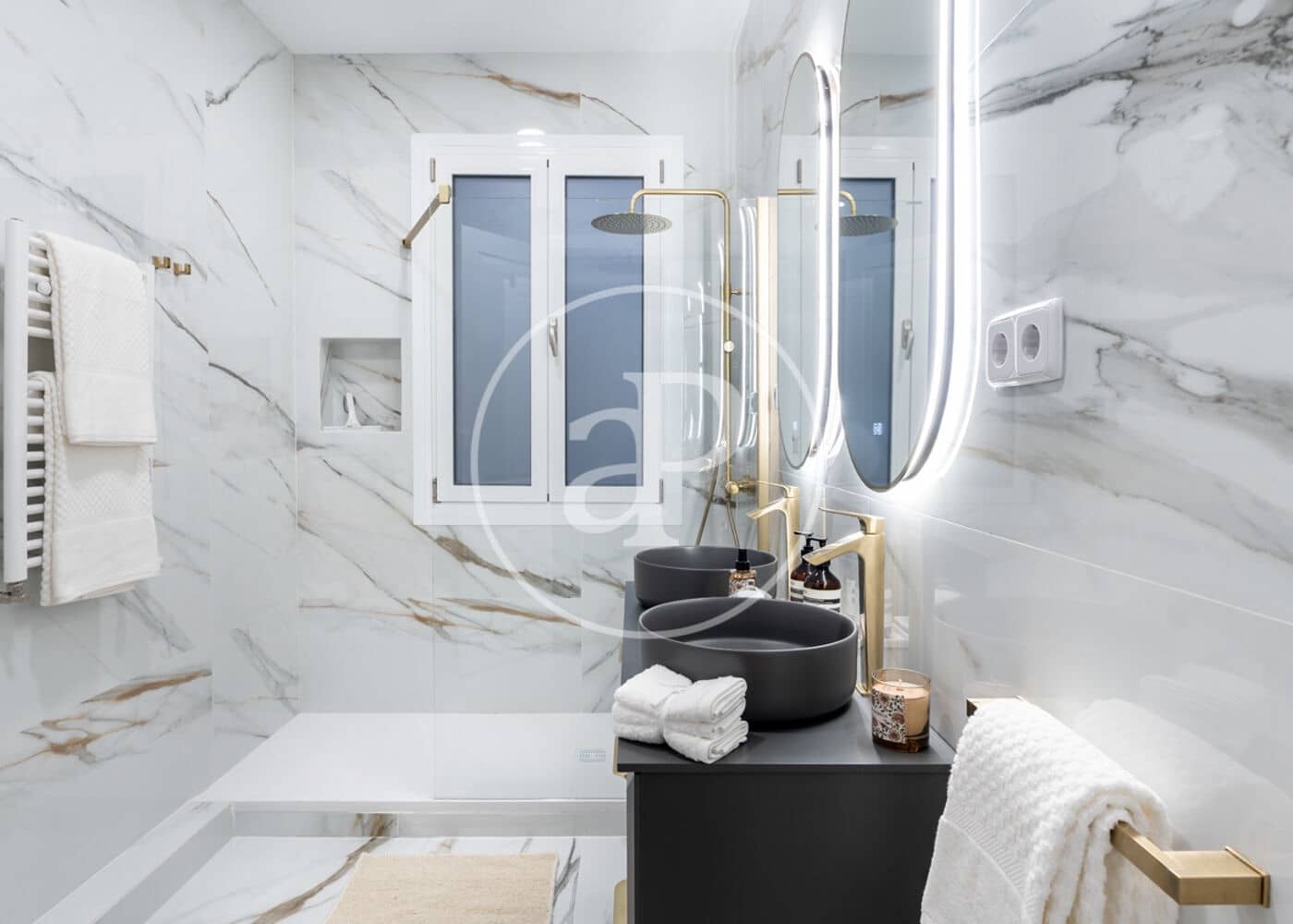 3 slaapkamer Appartement te huur in Madrid stad - € 6.500 (Ref: 9596149)