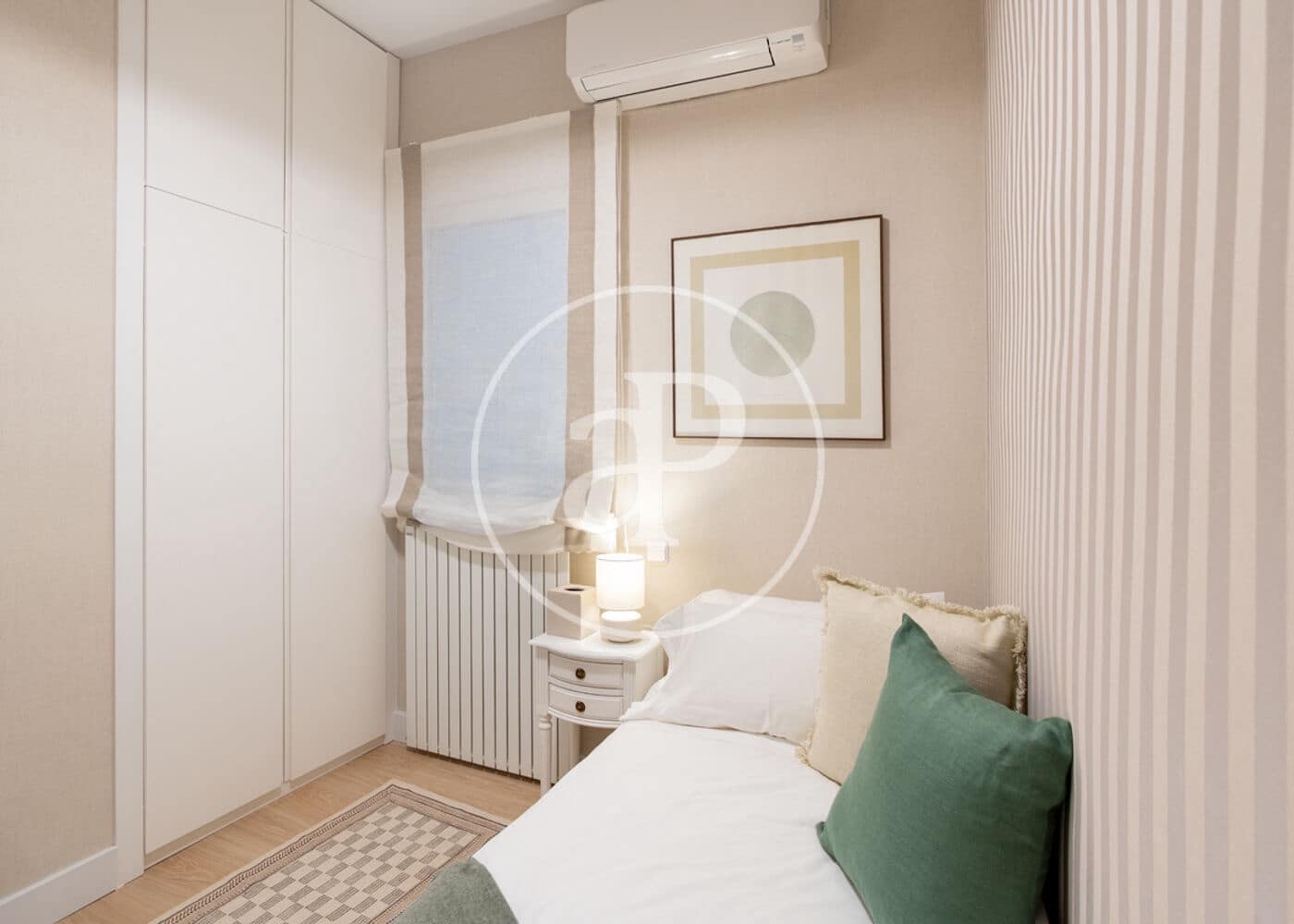 3 slaapkamer Appartement te huur in Madrid stad - € 6.500 (Ref: 9596149)