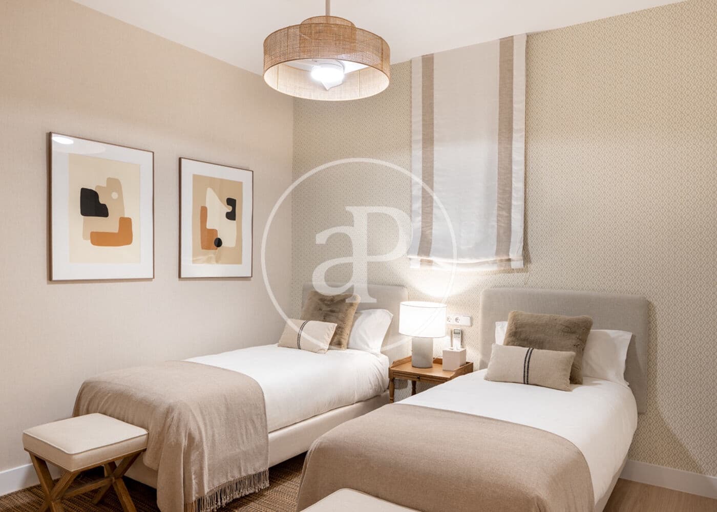 3 slaapkamer Appartement te huur in Madrid stad - € 6.500 (Ref: 9596149)