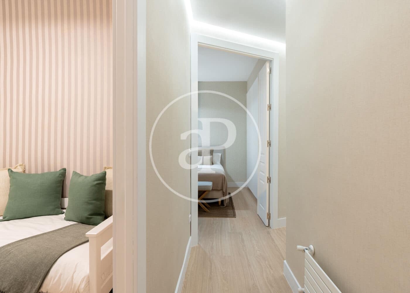 3 slaapkamer Appartement te huur in Madrid stad - € 6.500 (Ref: 9596149)