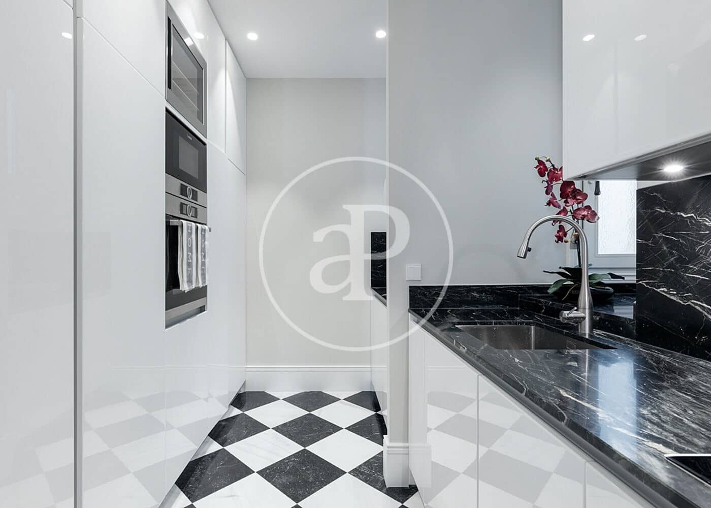 Appartement de 3 chambres à louer à Madrid ville - 11 000 € (Ref: 9596150)