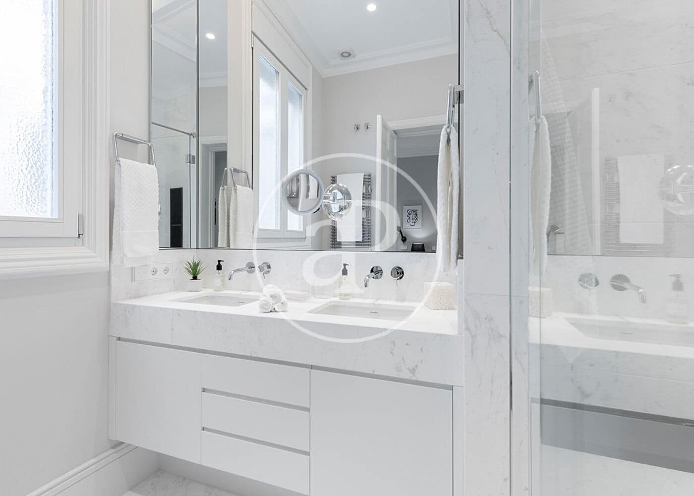 Appartement de 3 chambres à louer à Madrid ville - 11 000 € (Ref: 9596150)