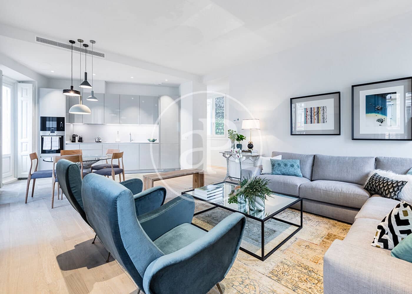 2 slaapkamer Appartement te huur in Madrid stad - € 6.300 (Ref: 9596151)