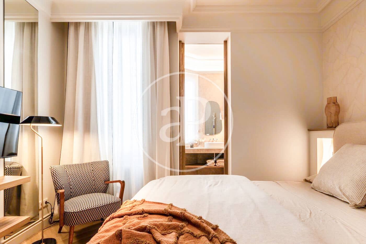 Appartement de 5 chambres à louer à Madrid ville - 18 000 € (Ref: 9596152)