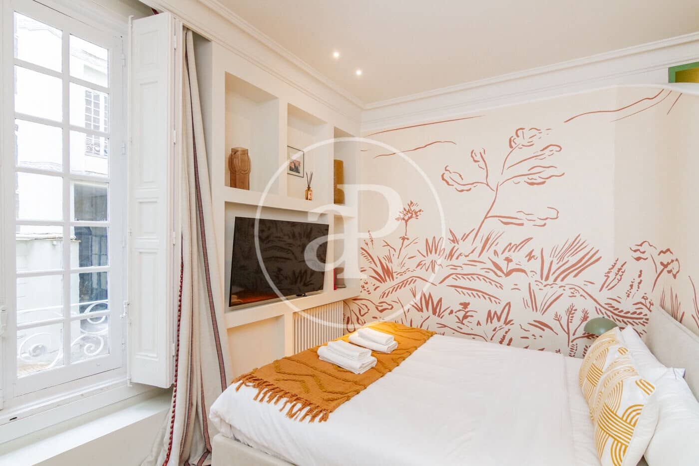 5 bedroom Apartment for rent in Madrid city - € 16,000 (Ref: 9596152)