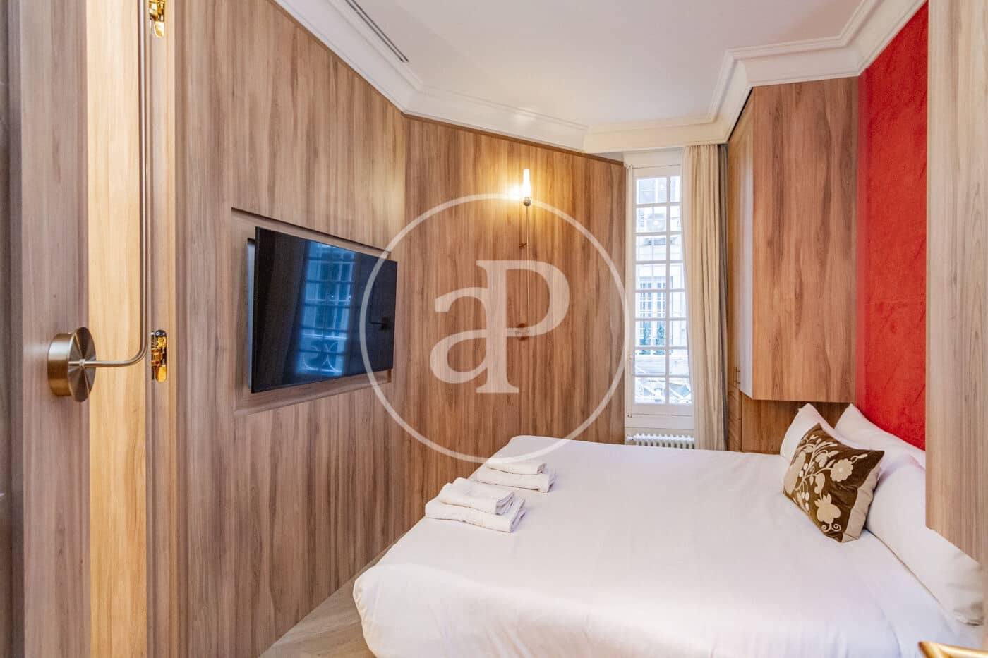 5 bedroom Apartment for rent in Madrid city - € 16,000 (Ref: 9596152)