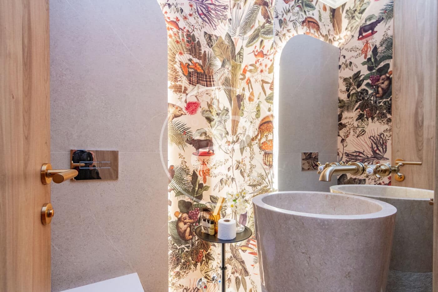 5 bedroom Apartment for rent in Madrid city - € 16,000 (Ref: 9596152)