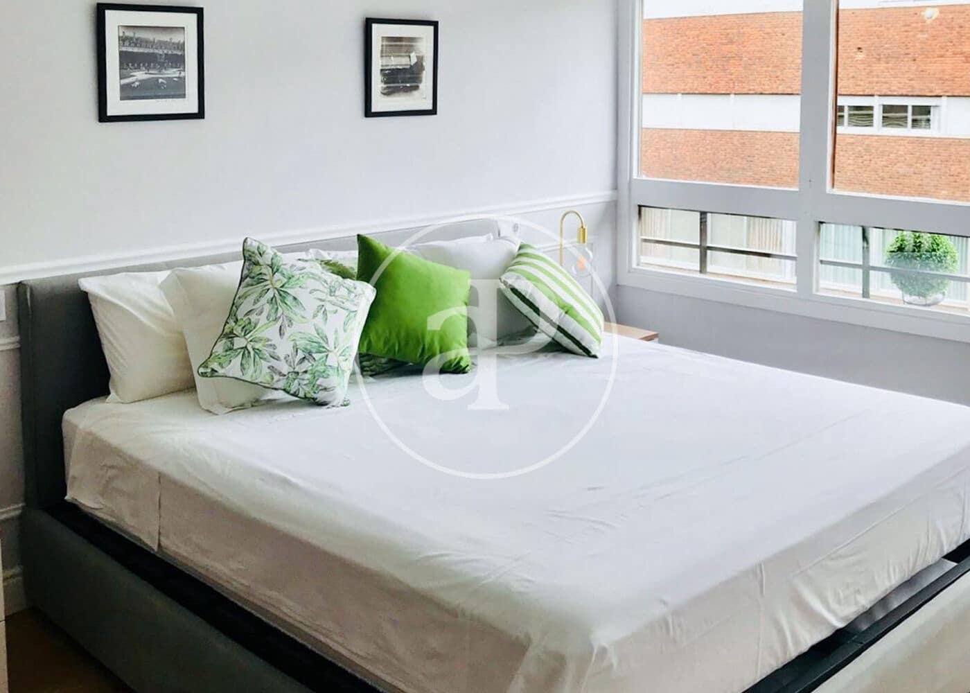 Penthouse de 1 chambre à louer à Madrid ville avec piscine - 1 800 € (Ref: 9596153)