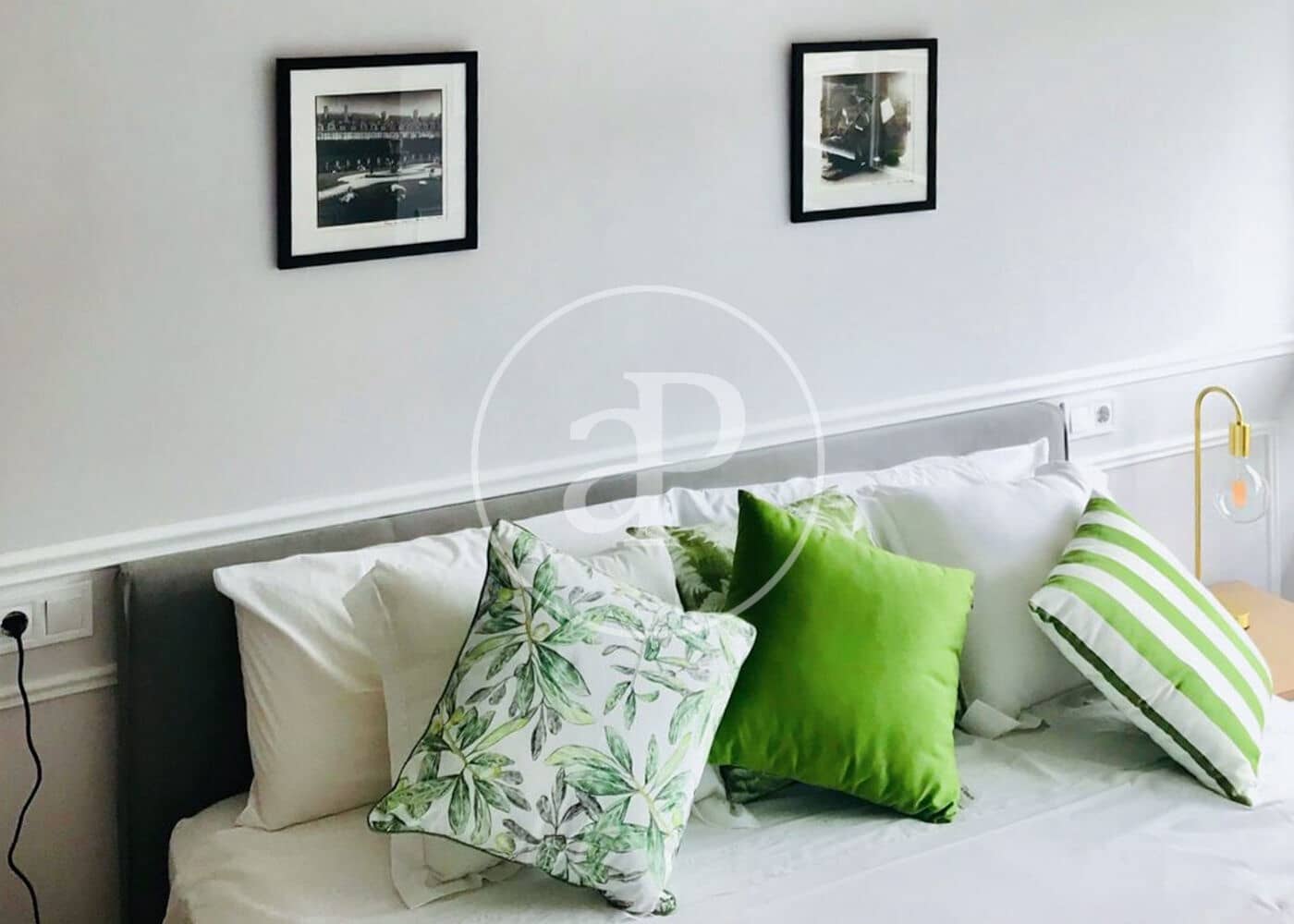 Penthouse de 1 chambre à louer à Madrid ville avec piscine - 1 800 € (Ref: 9596153)