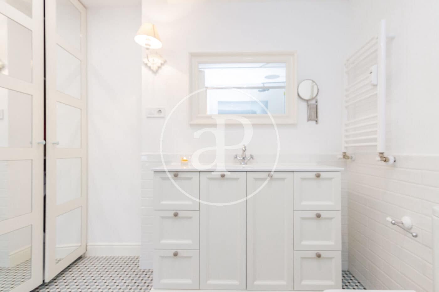 Ático de 1 habitación en Madrid ciudad en alquiler con piscina - 1.800 € (Ref: 9596153)
