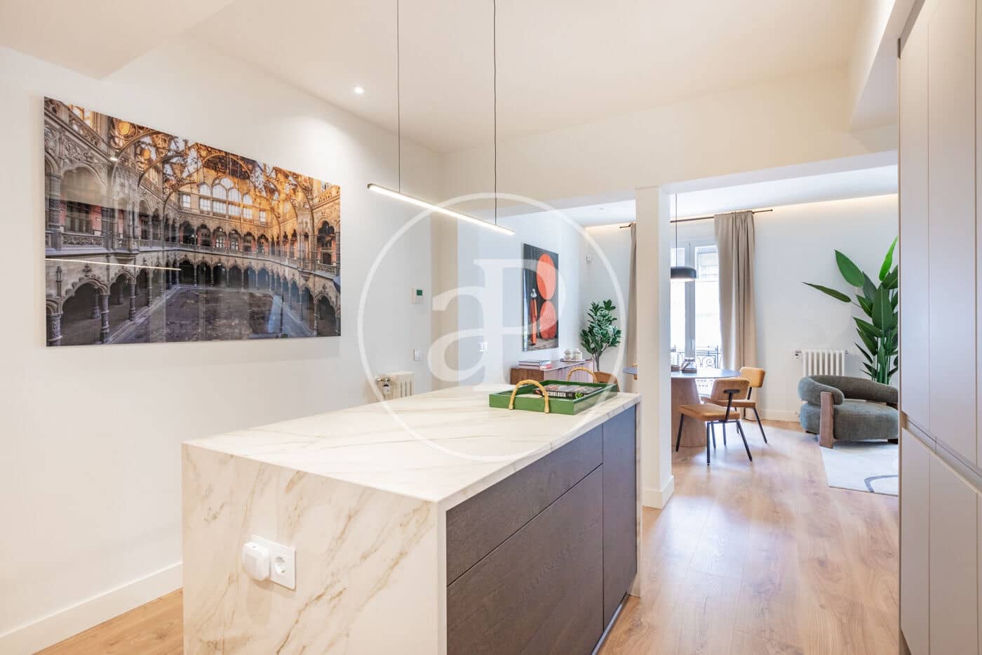 3 slaapkamer Appartement te huur in Madrid stad - € 5.860 (Ref: 9596154)