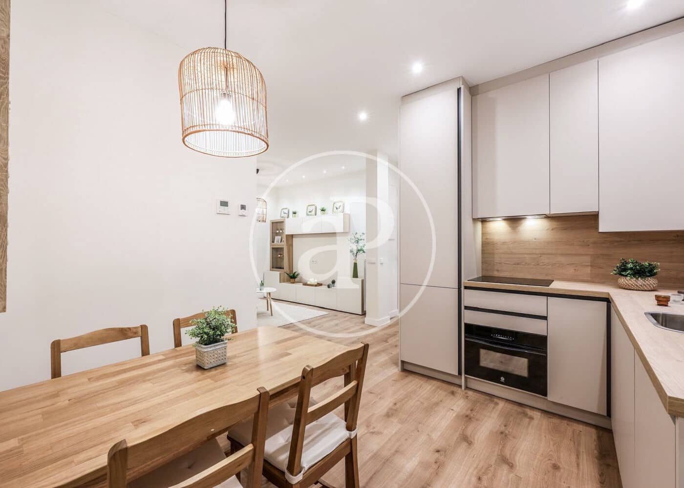 2 makuuhuone Huoneisto myytävänä paikassa Madrid kaupunki - 560 000 € (Ref: 9596155)