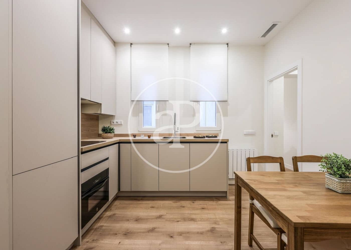 2 makuuhuone Huoneisto myytävänä paikassa Madrid kaupunki - 560 000 € (Ref: 9596155)