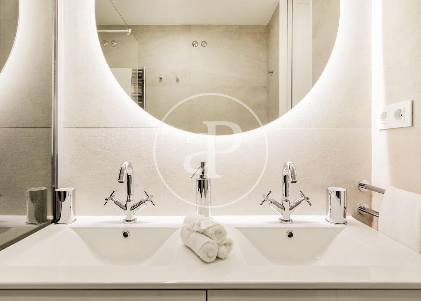 Appartement de 3 chambres à louer à Madrid ville - 4 950 € (Ref: 9596157)