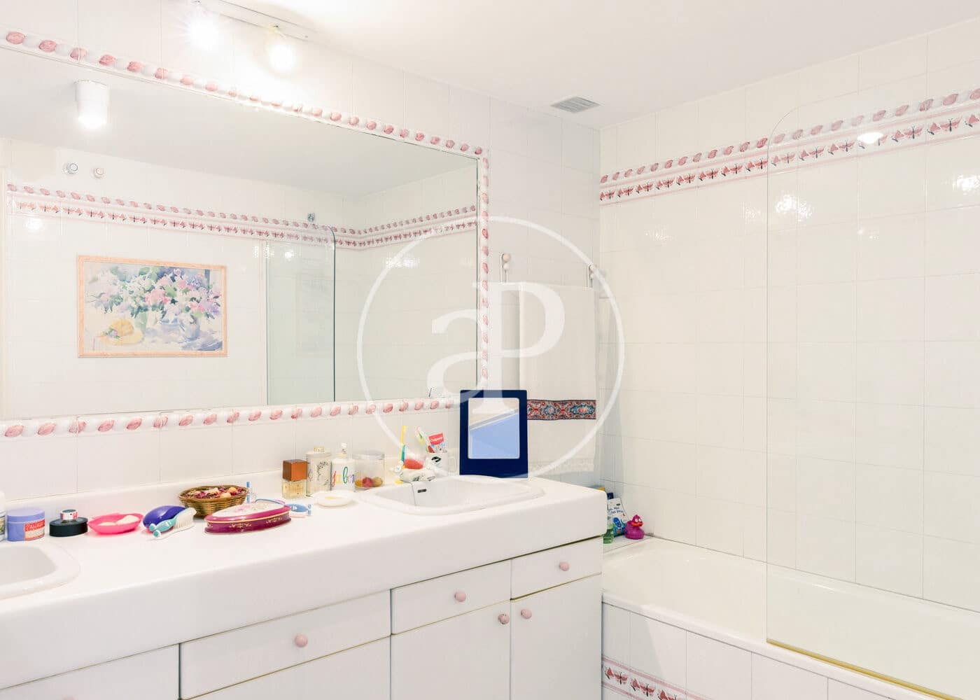 6 bedroom Villa for sale in Madrid city with pool - € 3,200,000 (Ref: 9599551)