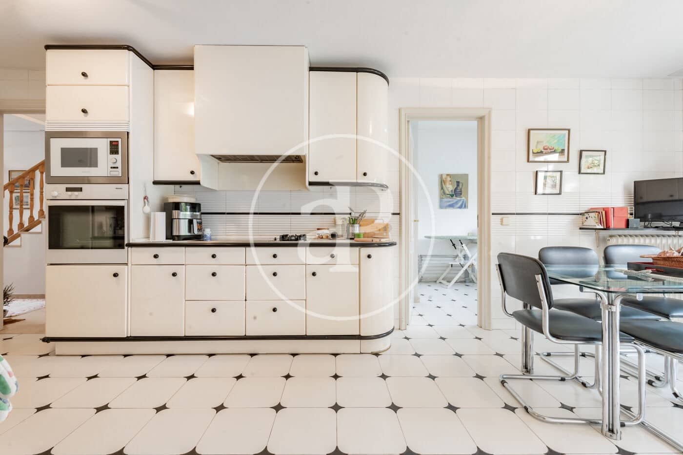 6 quarto Moradia para venda em Madrid cidade com piscina - 2 990 000 € (Ref: 9599551)