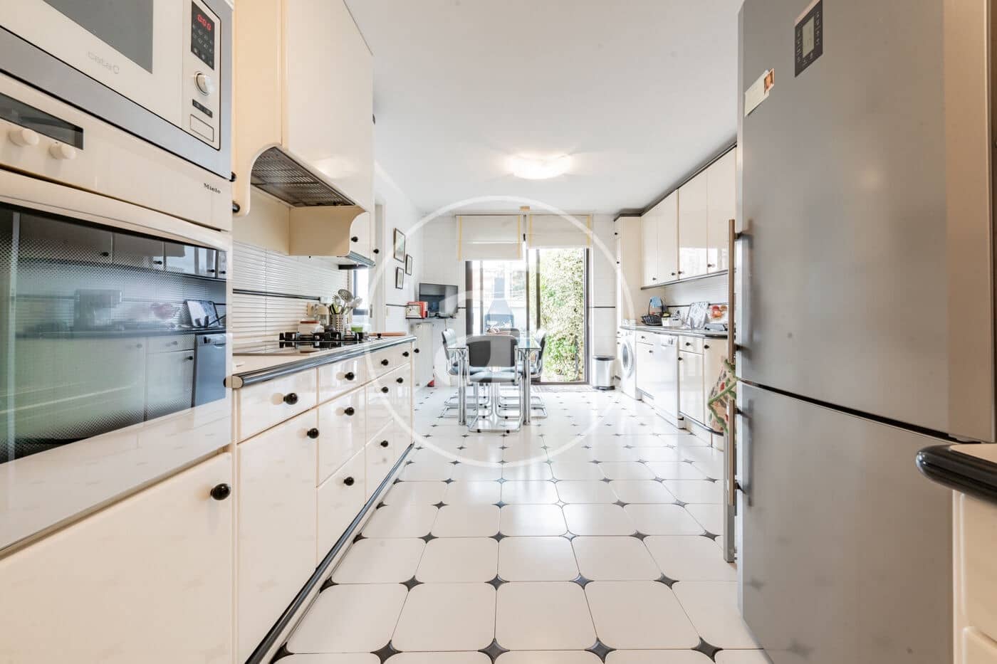 6 quarto Moradia para venda em Madrid cidade com piscina - 2 990 000 € (Ref: 9599551)