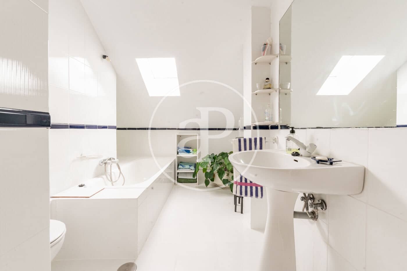 6 quarto Moradia para venda em Madrid cidade com piscina - 2 990 000 € (Ref: 9599551)