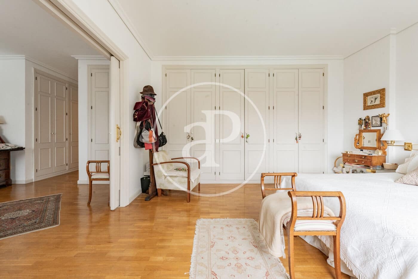 6 quarto Moradia para venda em Madrid cidade com piscina - 2 990 000 € (Ref: 9599551)