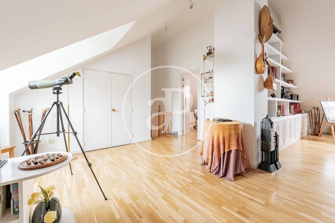 6 quarto Moradia para venda em Madrid cidade com piscina - 2 990 000 € (Ref: 9599551)