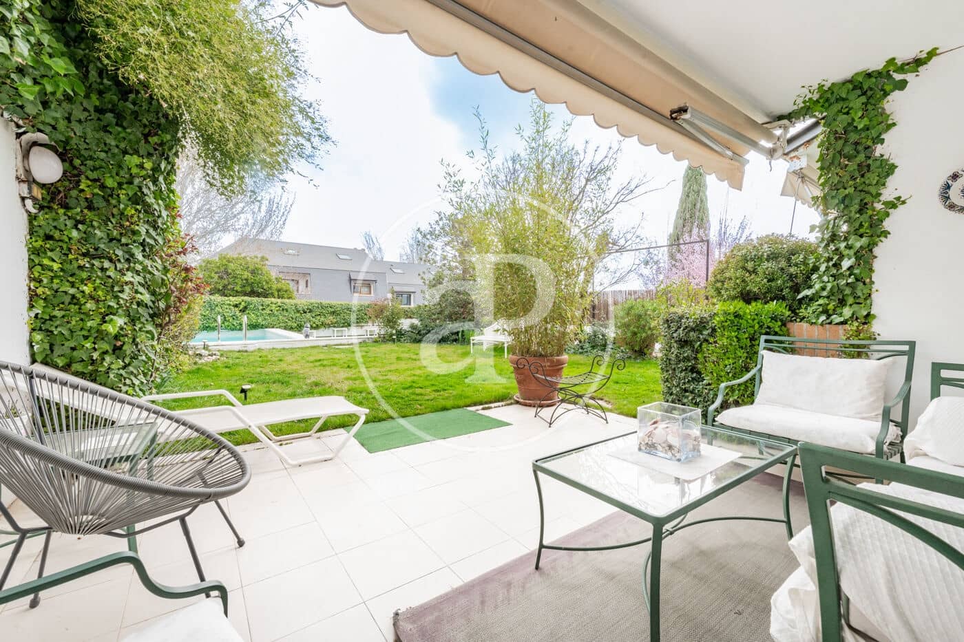 6 quarto Moradia para venda em Madrid cidade com piscina - 2 990 000 € (Ref: 9599551)