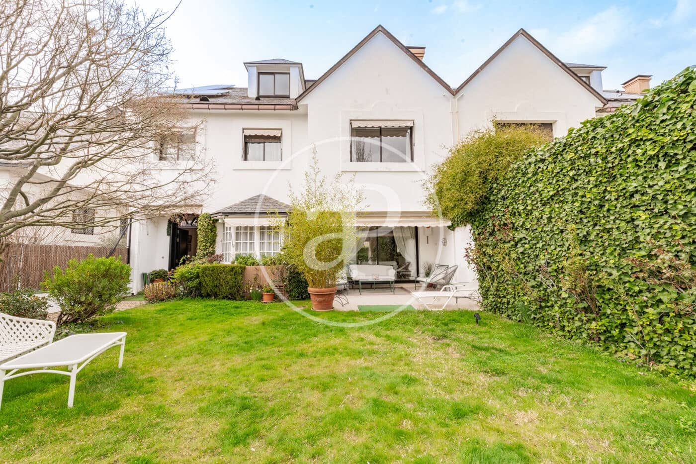 6 quarto Moradia para venda em Madrid cidade com piscina - 2 990 000 € (Ref: 9599551)