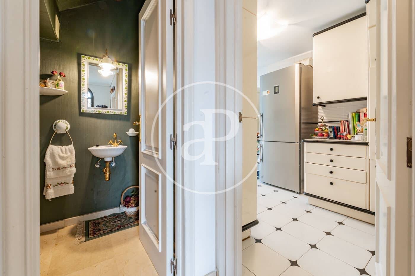 6 quarto Moradia para venda em Madrid cidade com piscina - 2 990 000 € (Ref: 9599551)