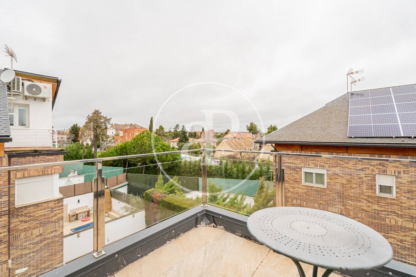 4 bedroom Villa for sale in Pozuelo de Alarcon with pool - € 1,525,000 (Ref: 9599552)