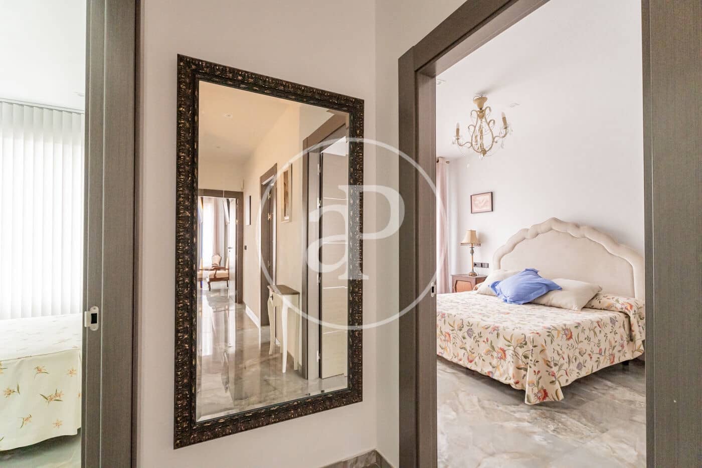 4 bedroom Villa for sale in Pozuelo de Alarcon with pool - € 1,525,000 (Ref: 9599552)