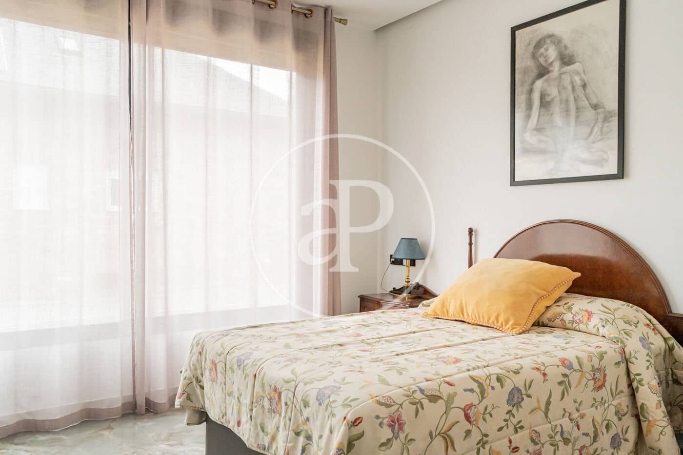 4 bedroom Villa for sale in Pozuelo de Alarcon with pool - € 1,525,000 (Ref: 9599552)