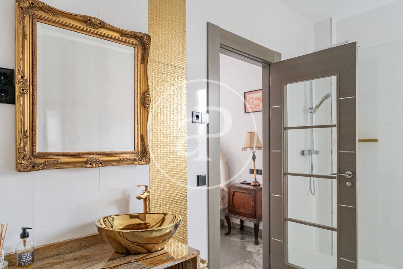 4 bedroom Villa for sale in Pozuelo de Alarcon with pool - € 1,525,000 (Ref: 9599552)