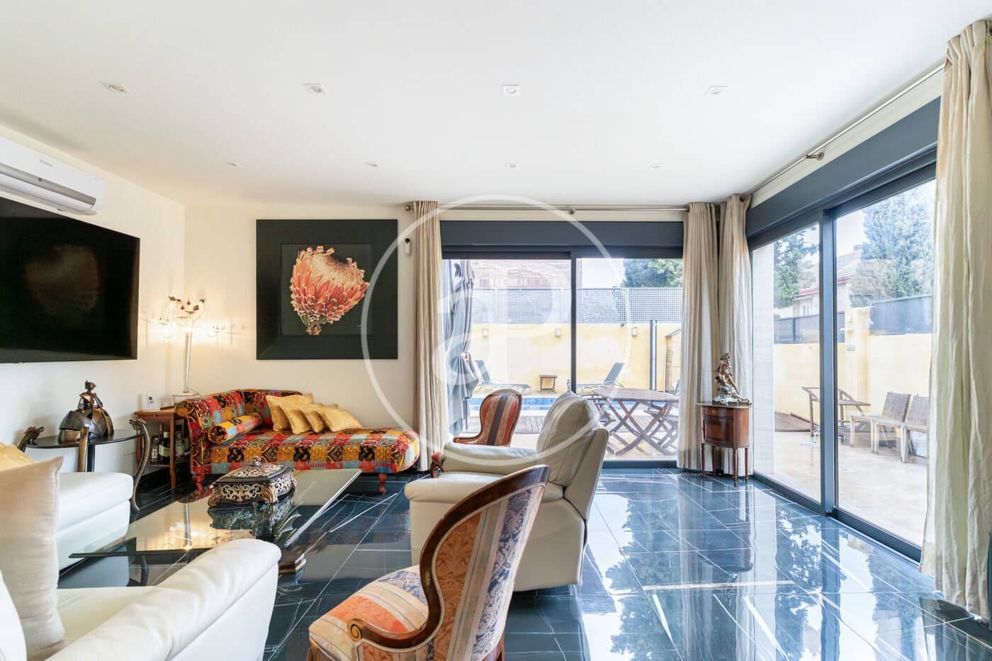 4 slaapkamer Villa te koop in Pozuelo de Alarcon met zwembad - € 1.525.000 (Ref: 9599552)