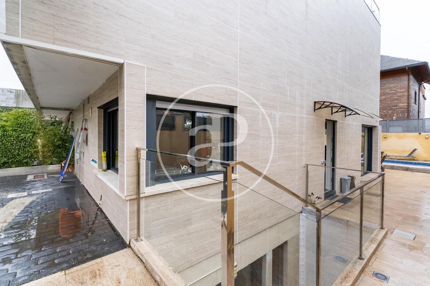 4 slaapkamer Villa te koop in Pozuelo de Alarcon met zwembad - € 1.525.000 (Ref: 9599552)