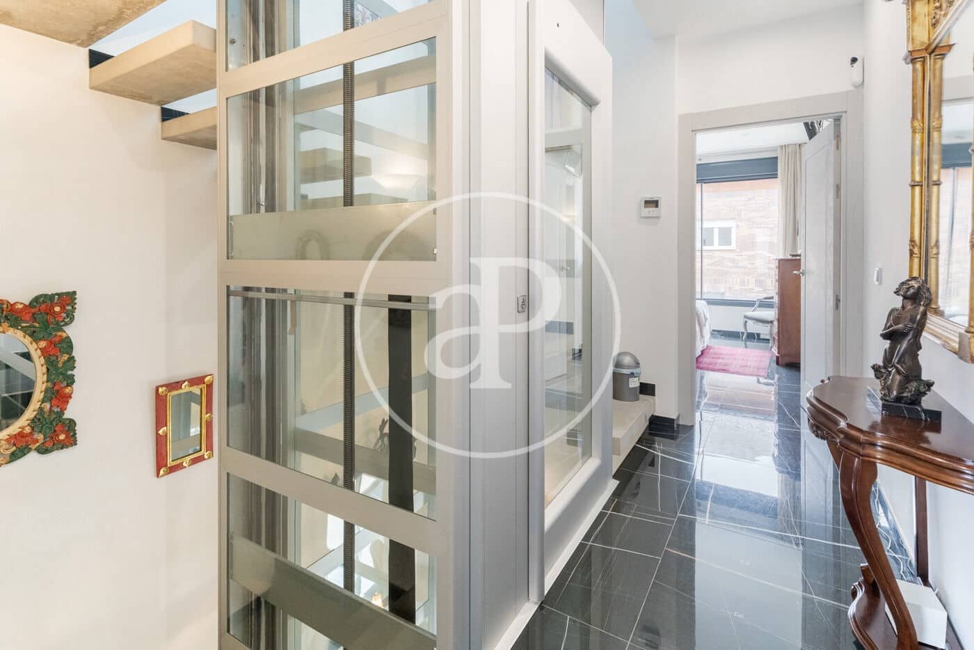 4 slaapkamer Villa te koop in Pozuelo de Alarcon met zwembad - € 1.525.000 (Ref: 9599552)