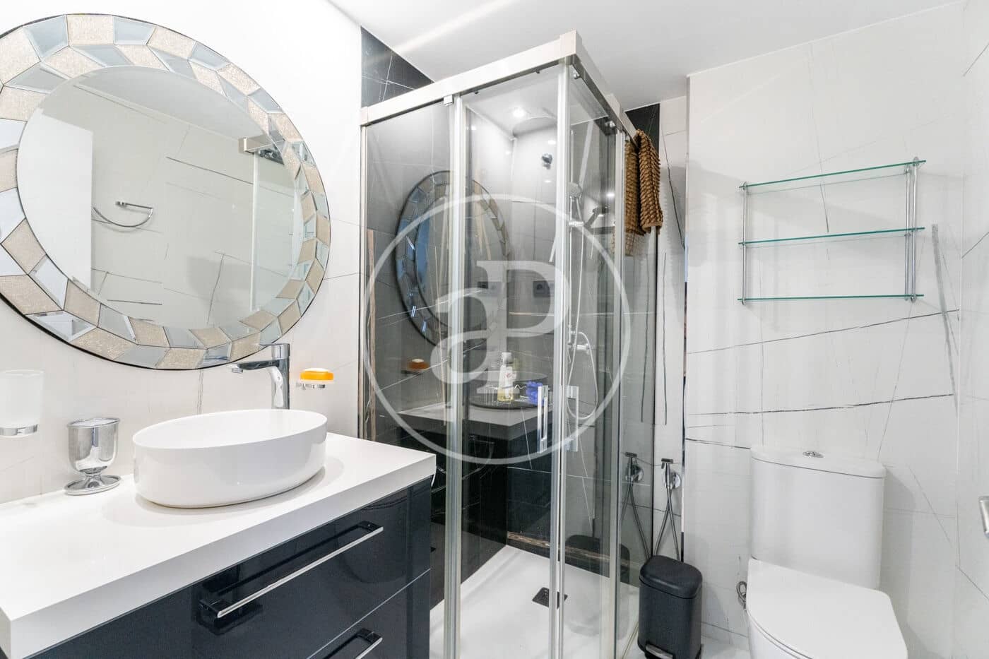 4 slaapkamer Villa te koop in Pozuelo de Alarcon met zwembad - € 1.525.000 (Ref: 9599552)