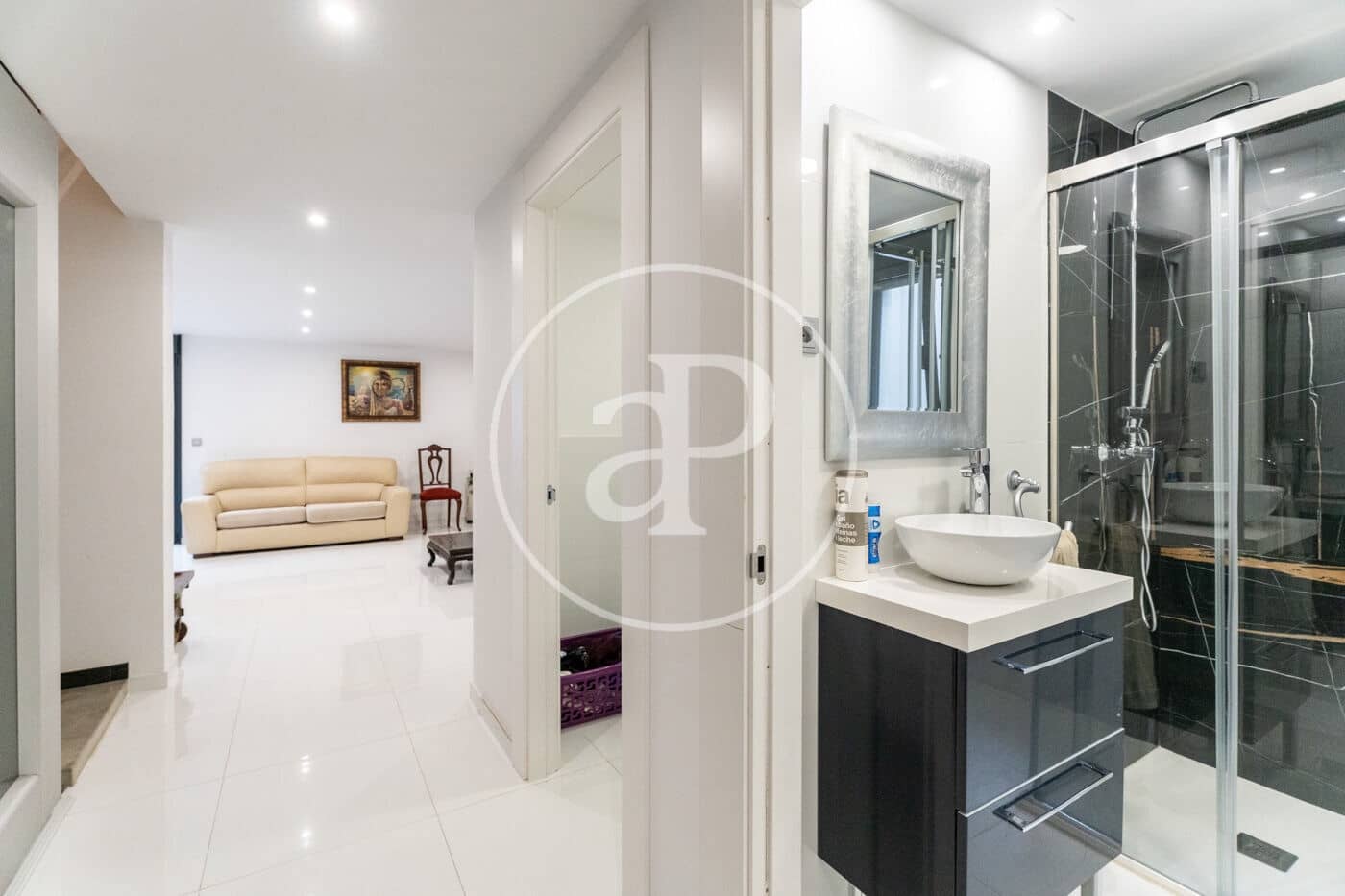 4 slaapkamer Villa te koop in Pozuelo de Alarcon met zwembad - € 1.525.000 (Ref: 9599552)