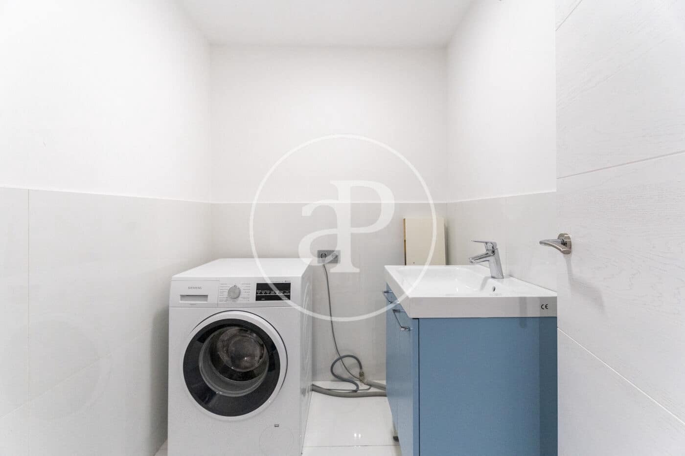 4 slaapkamer Villa te koop in Pozuelo de Alarcon met zwembad - € 1.525.000 (Ref: 9599552)