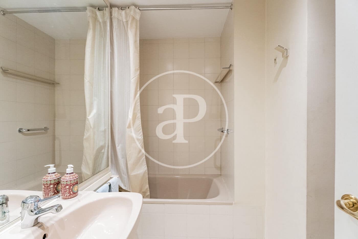 3 makuuhuone Huoneisto myytävänä paikassa Madrid kaupunki - 2 500 000 € (Ref: 9599554)