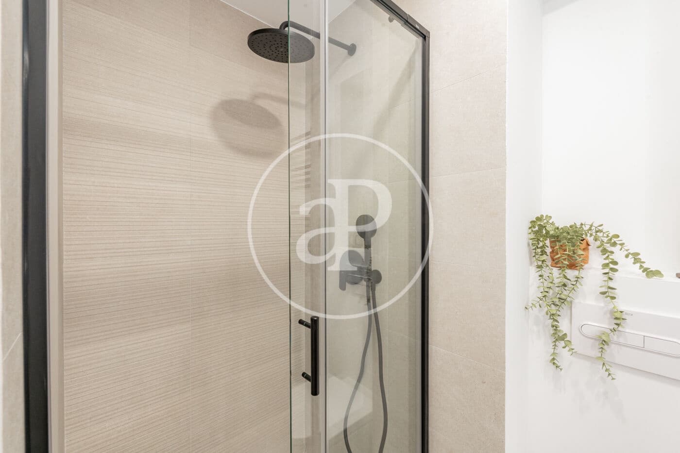Apartamento de 4 habitaciones en Madrid ciudad en venta - 1.150.000 € (Ref: 9599555)