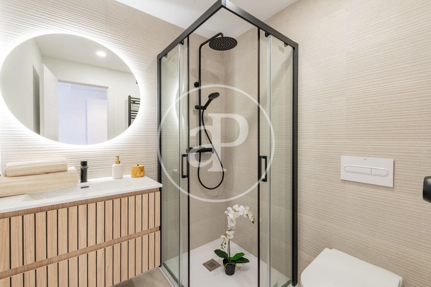 Apartamento de 4 habitaciones en Madrid ciudad en venta - 1.150.000 € (Ref: 9599555)
