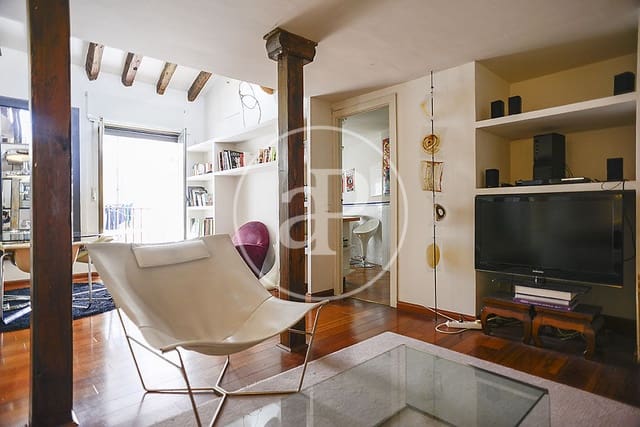 1 soveværelse Penthouse til leje i Palacio, Madrid by - € 1.700 (Ref: 9599556)