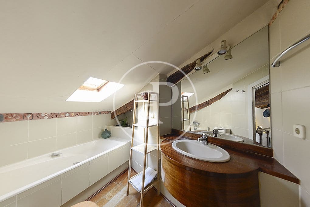 1 soveværelse Penthouse til leje i Madrid by - € 1.700 (Ref: 9599556)